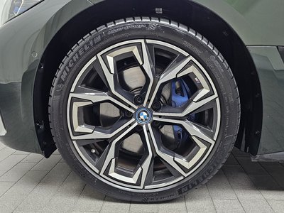 BMW I4 - 6