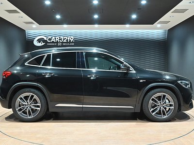 MERCEDES-BENZ GLA AMG - 10