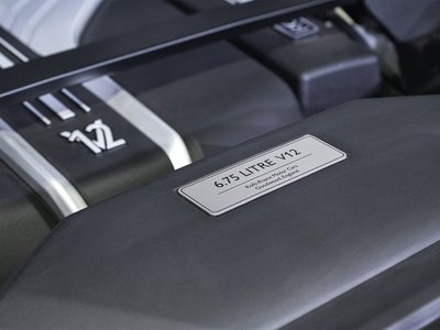 صورة 10 لـ 2023 ROLLS-ROYCE CULLINAN