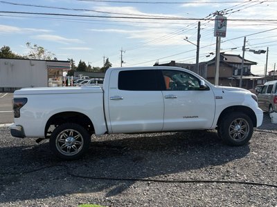 TOYOTA TUNDRA - 5