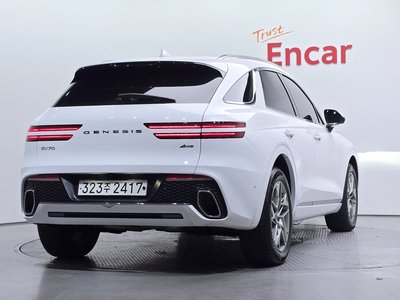 صورة 3 لـ 2022 GENESIS GV70