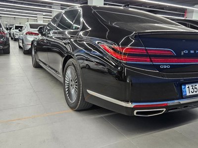 2018 Genesis G90 — фото 6