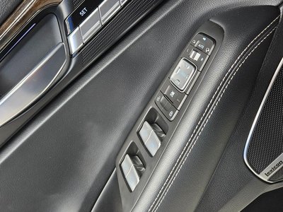 صورة مصغرة 12 لـ 2018 Genesis G90