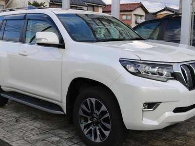TOYOTA LAND CRUISER PRADO - 7
