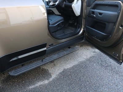 LAND ROVER DEFENDER - 6