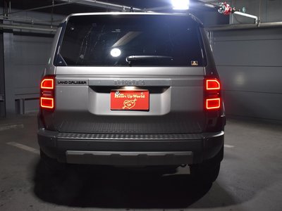 TOYOTA LAND CRUISER 250 - 6