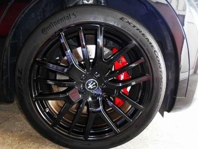 صورة 9 لـ 2020 Maserati LEVANTE