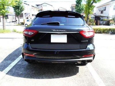 صورة 7 لـ 2020 Maserati LEVANTE