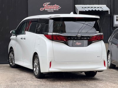 TOYOTA ALPHARD - 2