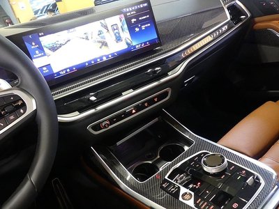 2025 BMW X7 — миниатюра 14