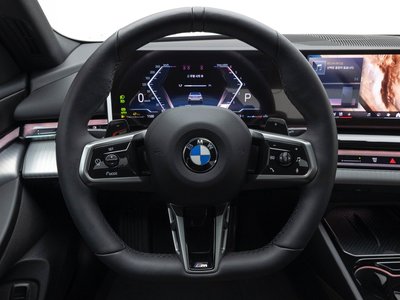 صورة مصغرة 12 لـ 2025 BMW 5 SERIES