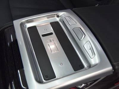 2020 BMW 7 SERIES 缩略图 18