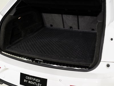 BENTLEY BENTAYGA - 9