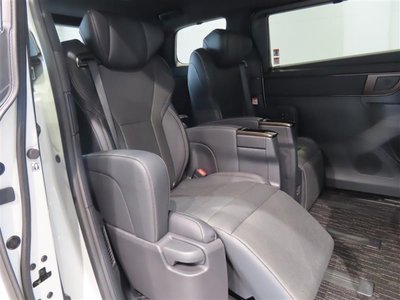 صورة مصغرة 21 لـ 2023 Toyota ALPHARD
