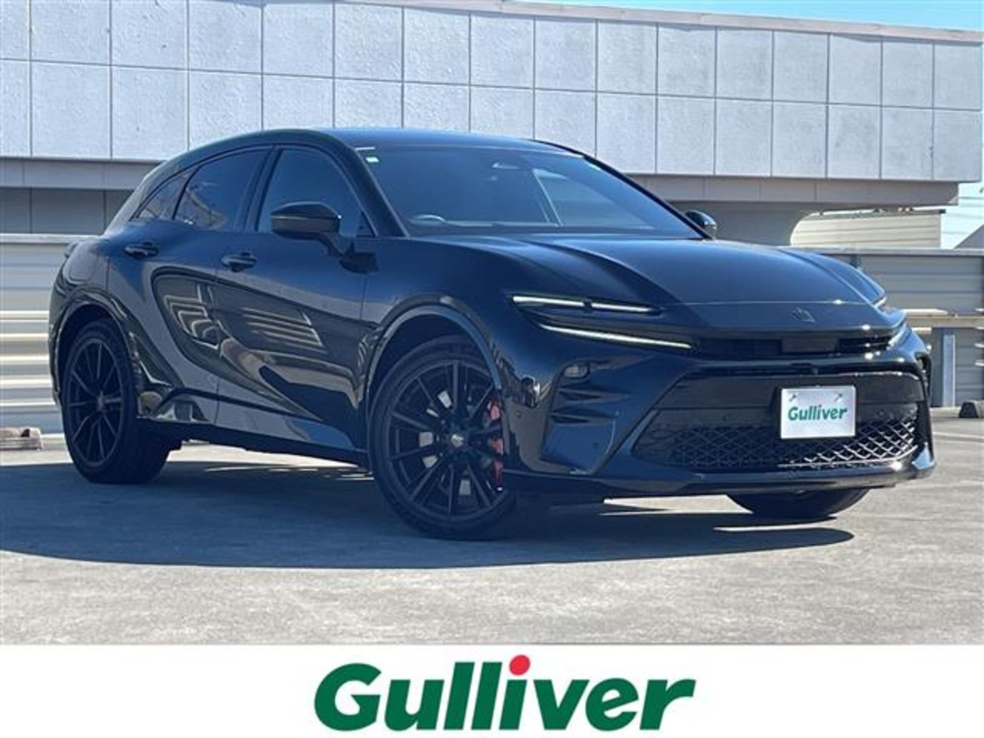 TOYOTA CROWN SPORT - View 1