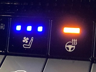 TOYOTA LAND CRUISER 250 - 7