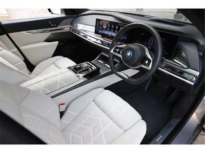 BMW BMW I7 - 7