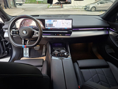 صورة مصغرة 12 لـ 2024 BMW 5 SERIES