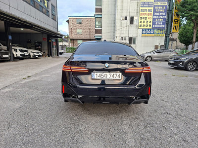 2024 BMW 5 SERIES 照片 6
