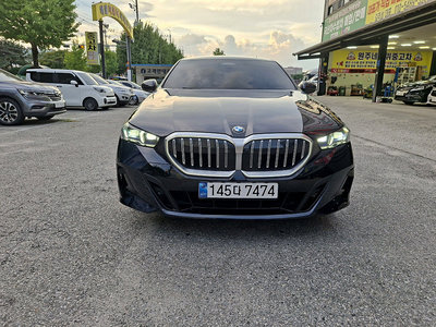 2024 BMW 5 SERIES 照片 4