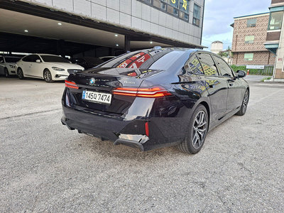 2024 BMW 5 SERIES 照片 3