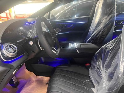 MERCEDES-BENZ EQS - 8