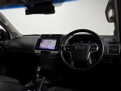 2023 Toyota LAND CRUISER PRADO 照片 8