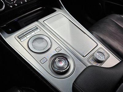 GENESIS GV80 - 9