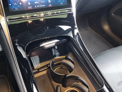 MERCEDES-BENZ GLC - 9