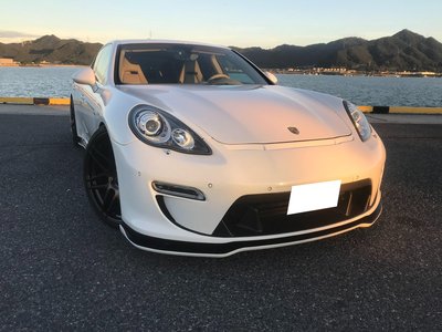 PORSCHE PANAMERA - 5