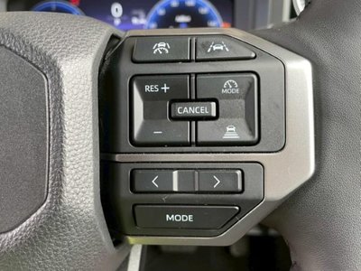 TOYOTA LAND CRUISER 250 - 8