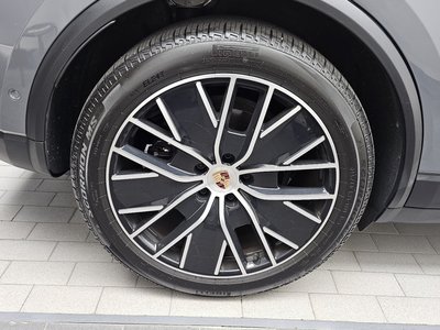 2025 Porsche MACAN 照片 6