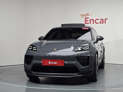 2025 Porsche MACAN 照片 3