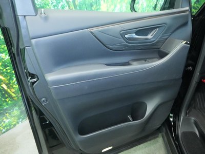 2025 Toyota ALPHARD — миниатюра 36