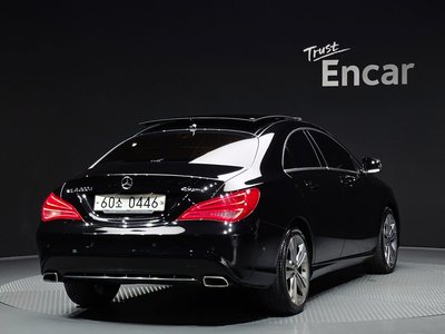 MERCEDES-BENZ CLA - 4