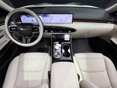 صورة 5 لـ 2024 Genesis GV70