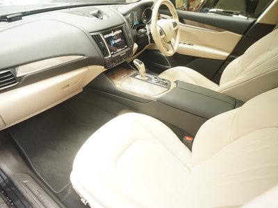 2019 Maserati LEVANTE thumbnail 27