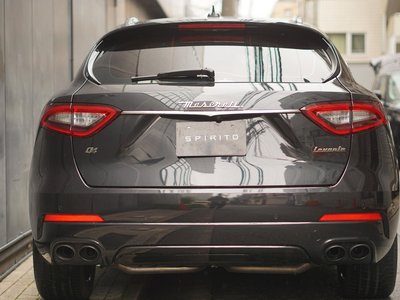 2019 Maserati LEVANTE photo 9