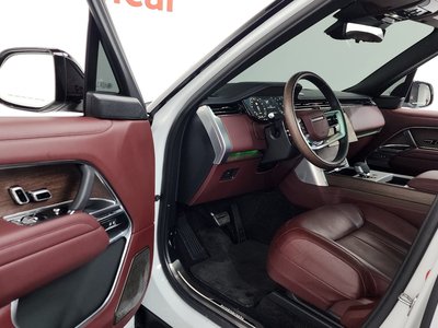 صورة 10 لـ 2025 LAND Rover RANGE ROVER