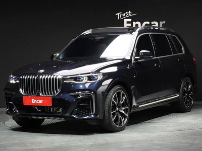 2022 BMW X7 — фото 1