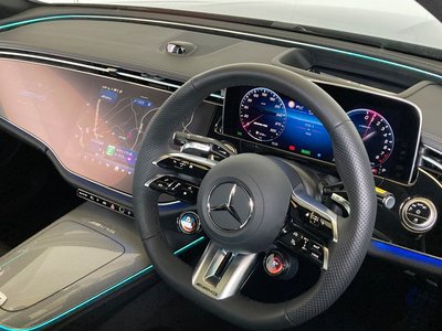 صورة 7 لـ 2025 Mercedes-BENZ E-CLASS AMG