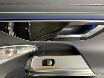2025 Mercedes-BENZ E-CLASS AMG 缩略图 12