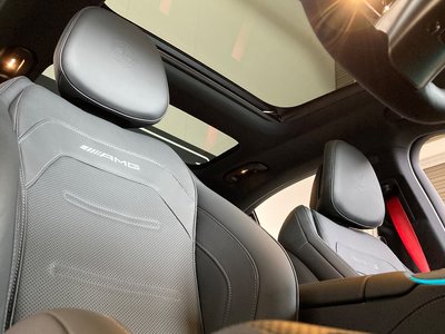 صورة 9 لـ 2025 Mercedes-BENZ E-CLASS AMG