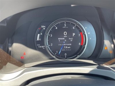 2023 Lexus RC — миниатюра 24