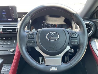2023 Lexus RC — миниатюра 23