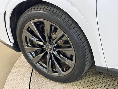 صورة مصغرة 34 لـ 2023 Lexus RX