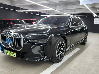 2025 BMW 7 SERIES 照片 1