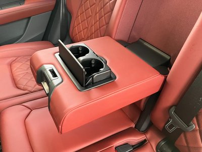 2025 AUDI SQ8 — миниатюра 31