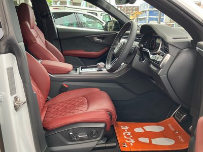 2025 AUDI SQ8 — миниатюра 18