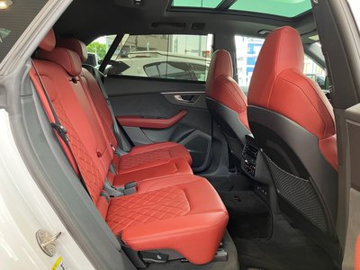 2025 AUDI SQ8 — миниатюра 21